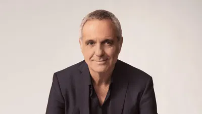 Giorgio Panariello: Hilarious Stand-Up at Brescia's Teatro Clerici!
