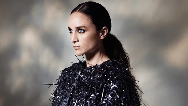 Typh Barrow: Bruxelles' Cirque Royal Show