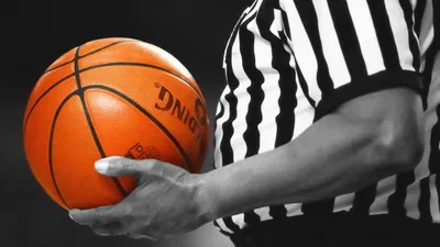 Champagne Basket: Pro Basketball Thrills!
