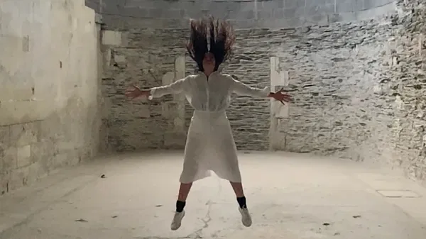 Yael Naim: Live Pop Rock at LA NOUVELLE VAGUE