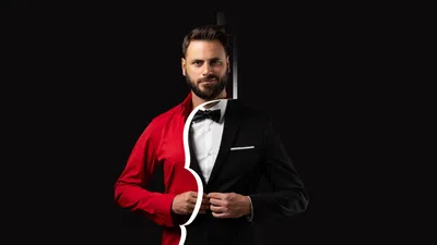 Experience HAUSER's Sensational Solo Show in Forest National!