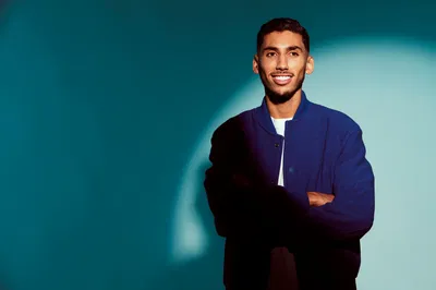 Ilyes Djadel: The Rising Comedy Star Shines in Lyon!