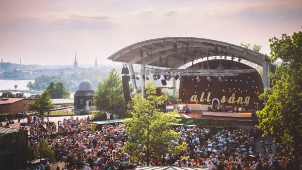 Book Tickets: Allsång på Skansen at Sollidenscenen, Skansen