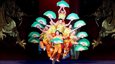 Peking Acrobats: Gravity-Defying Show in Queens!