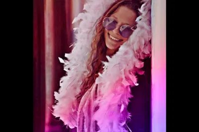 Lisa Polizzi as Janis Joplin: Daryl's House!