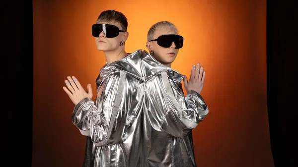 VÆB: Dublin's Electrifying World Music Night