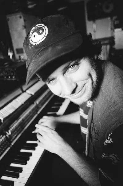Mac DeMarco: Indie Vibes Hit Dublin's National Stadium!
