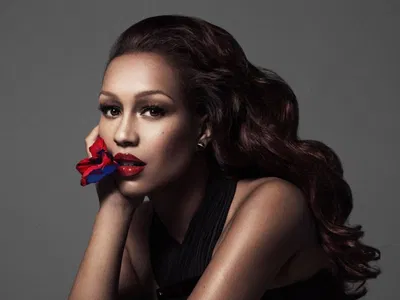 Rebecca Ferguson: Stripped Down Soul in Poole!