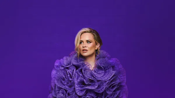 Joanne McNally: Pinotphile Live at The Opera House Wellington