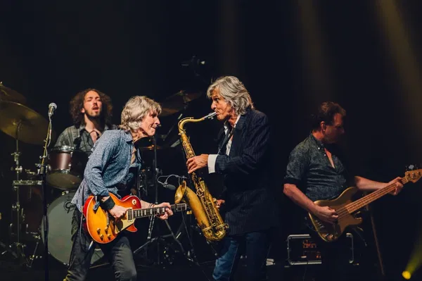 Dire Straits Experience: Rock Castlebar!