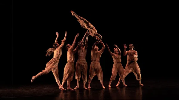 Gloria: Dance Spectacle at St James Theatre