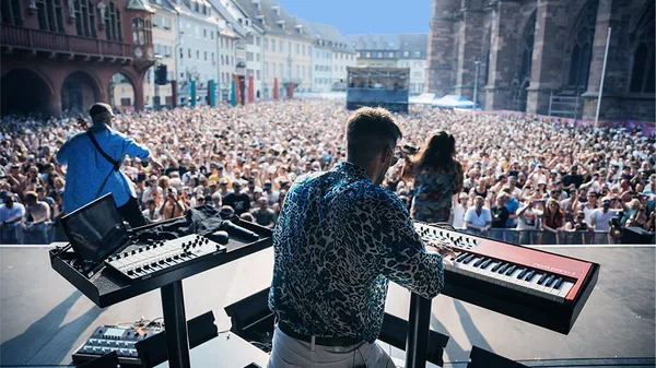 Worakls Orchestra: Live Dance Music Show in Paris