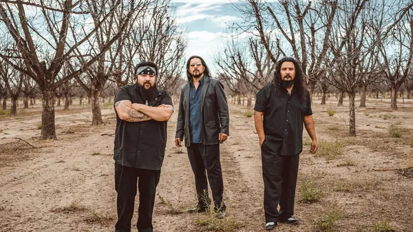 Los Lonely Boys: Clearwater's Bilheimer Bash!
