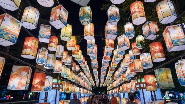 China Lights Wisconsin 2025 at Boerner Botanical Gardens