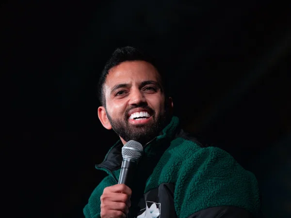Akaash Singh: Generational Triumph Tour