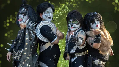 Mini Kiss Rocks Asbury Park!