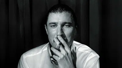 Tom Rosenthal: An Intimate Evening of Melodic Storytelling in Swindon