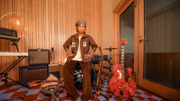 Tash Sultana: Amsterdam Roots R&B Concert