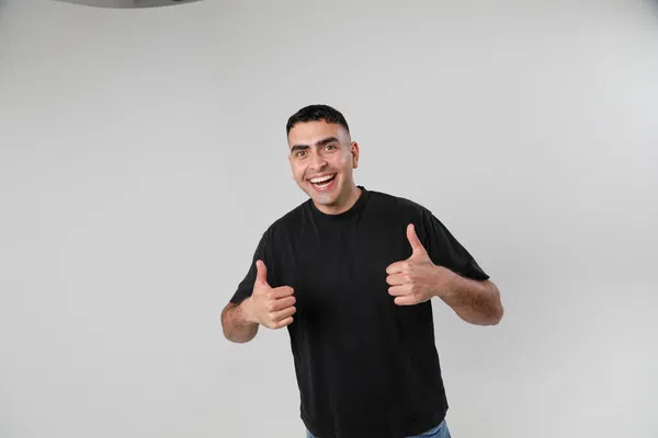 Sammy Virji: Stockholm's Indie Pop Night