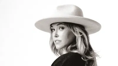 Rachel Platten's 'Fight Song' 10-Year Show, NYC!