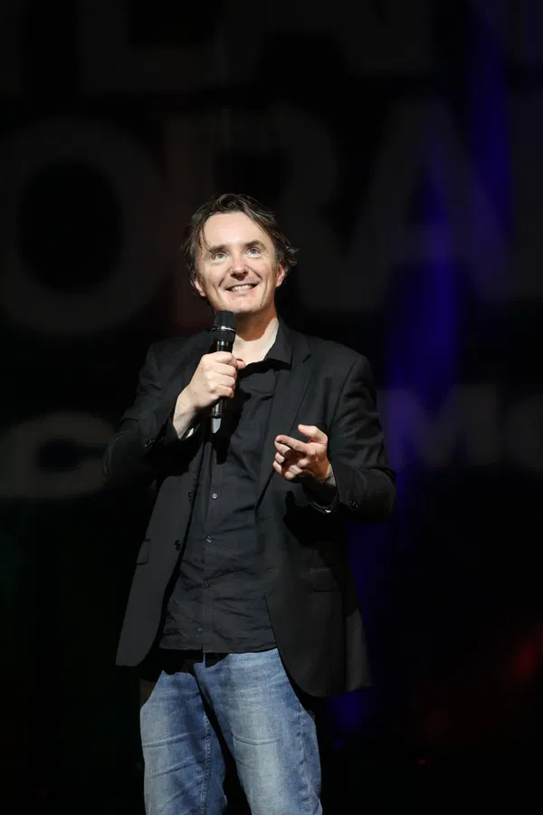 Book Dylan Moran: Dolla Ho Tickets at Vicar Street Dublin