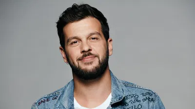 Claudio Capéo: A Night of French Chanson at Zenith Paris!