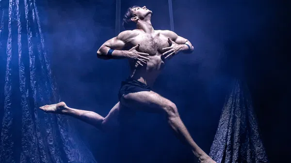 Recirquel's Paradisum: Toronto's Theatrical Dance