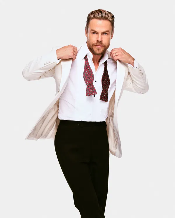 Derek Hough at Buell Theatre: Tickets & Info