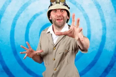 Professor Elemental & Laurie Black: Steampunk Beats Invade Glasgow!