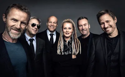 Di Derre Live at Sentrum Scene: A Night of Timeless Norwegian Pop-Rock!