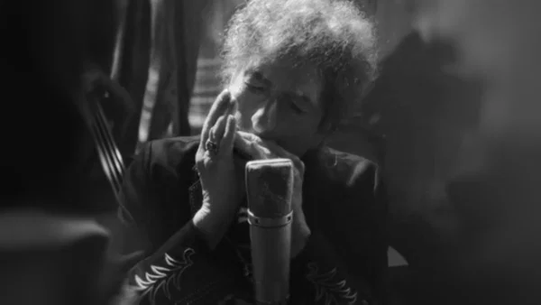 Bob Dylan Live at Arizona Financial Theatre
