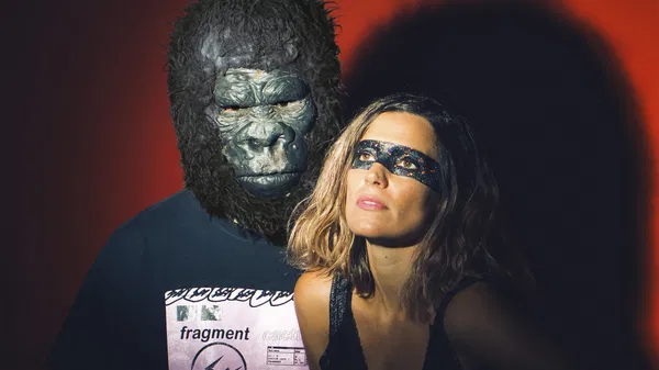 ELYELLA Barcelona: Don't Miss the Dance Party!