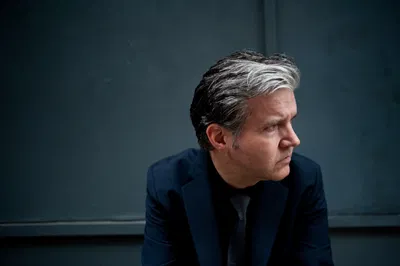 An Evening with Lloyd Cole: Intimate Performance in Marseille