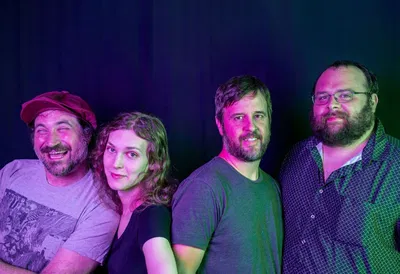 Runaway Gin: Avondale Rocks Tribute!