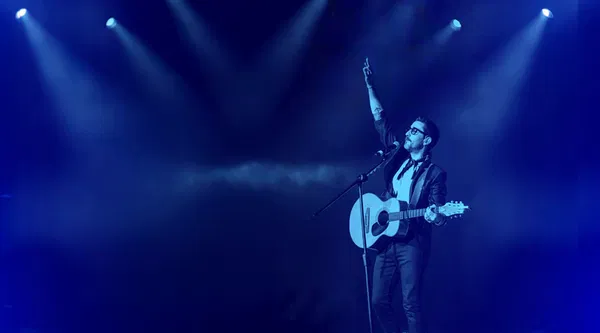 Ubago's Anniversary: Boston Ballads!