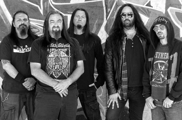 ONSLAUGHT Live Metal Mayhem in Paris!