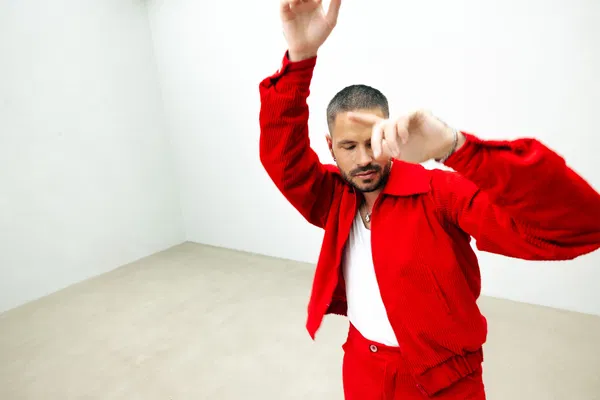 Chris Holsten Live at Røkeriet, USF Verftet