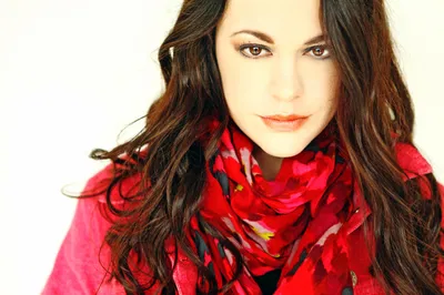Sara Douga & Friends: Live Country at Bluebird