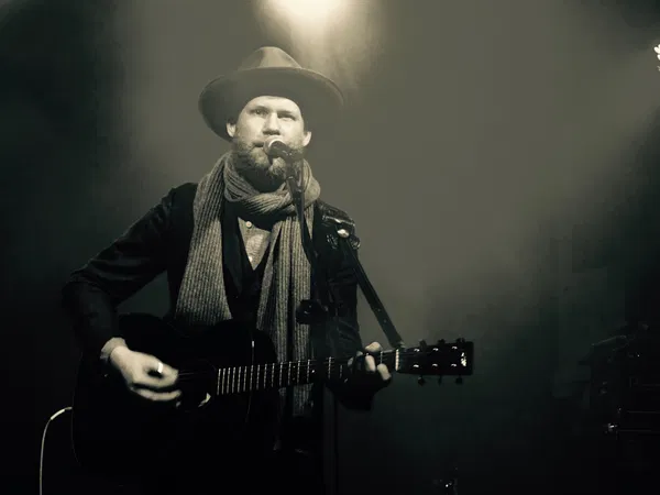 An Evening with Jarrod Dickenson: Intimate Americana at Cluny 2