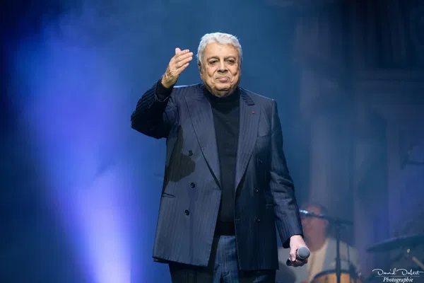 Enrico Macias Live at Casino de Sanary-sur-Mer