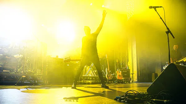 Peter Hook Recreates 'Get Ready' Live in Wellington!