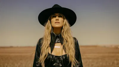 Lainey Wilson's Whirlwind Tour: Tampa's Country Music Extravaganza!