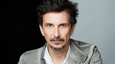 Arnaud Tsamere: Comedy Showdown in Arras!