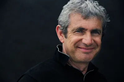 Bordeaux Laughs: Michel Boujenah Live!