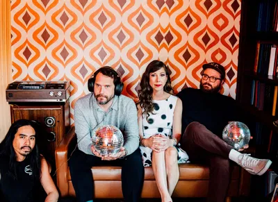 Silversun Pickups Electrify The Paramount: A Night of Indie Rock Bliss in Huntington!