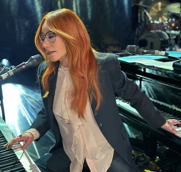 Tori Amos & Isaac Levi at Laeiszhalle Hamburg