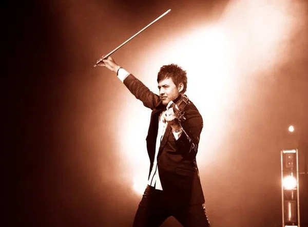 Patrick Roberts Live at Athenaeum Theatre Two