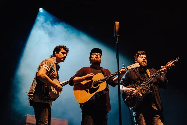 Bear's Den Live at San Fran Wellington