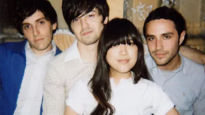 Indie Pop Bliss: The Pains of Being Pure At Heart & Cassie Ramone Light Up Thekla!