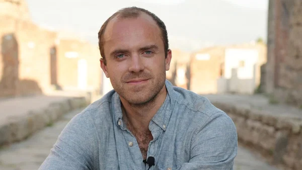 An Evening with Tristan Hughes Tickets